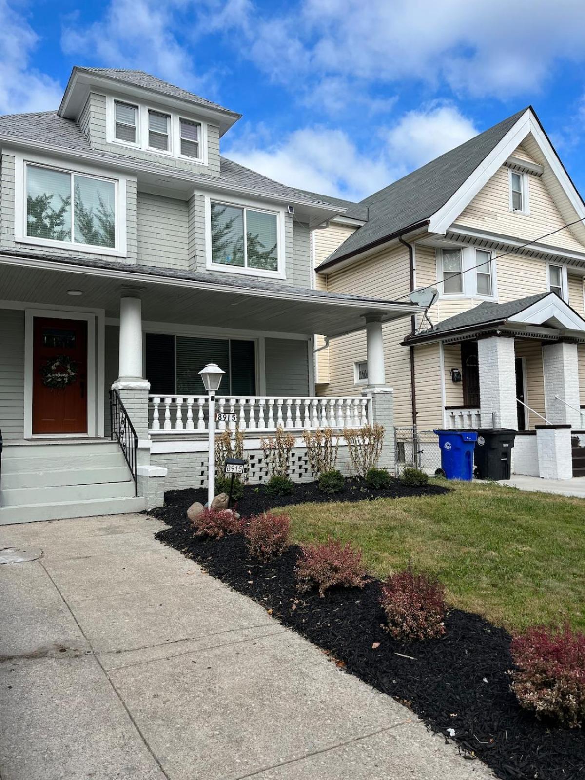 Elevated Entertainment Sleep Suite Cleveland Exterior photo